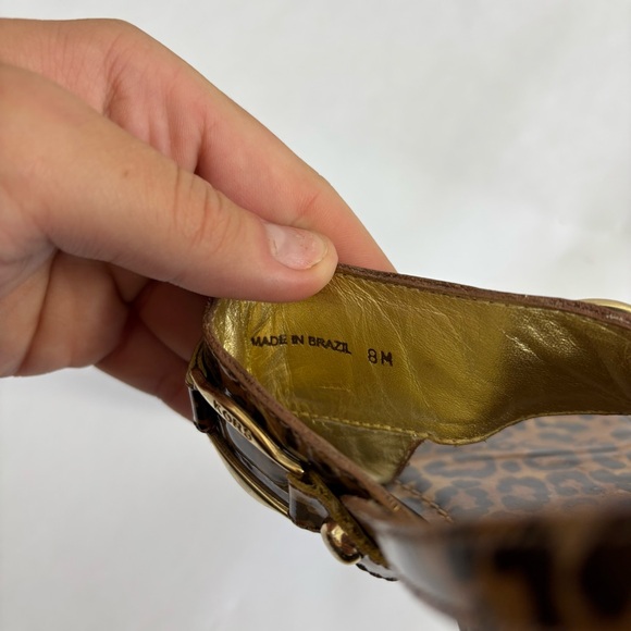 Michael Kors leopard print thong sandals with gold-tone hardware - Picture 7 of 7